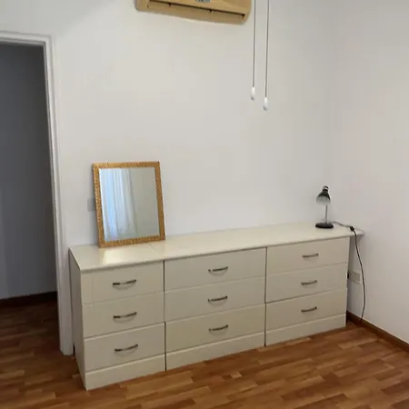 Lejlighed Limnaria Gardens Three Bedroom *